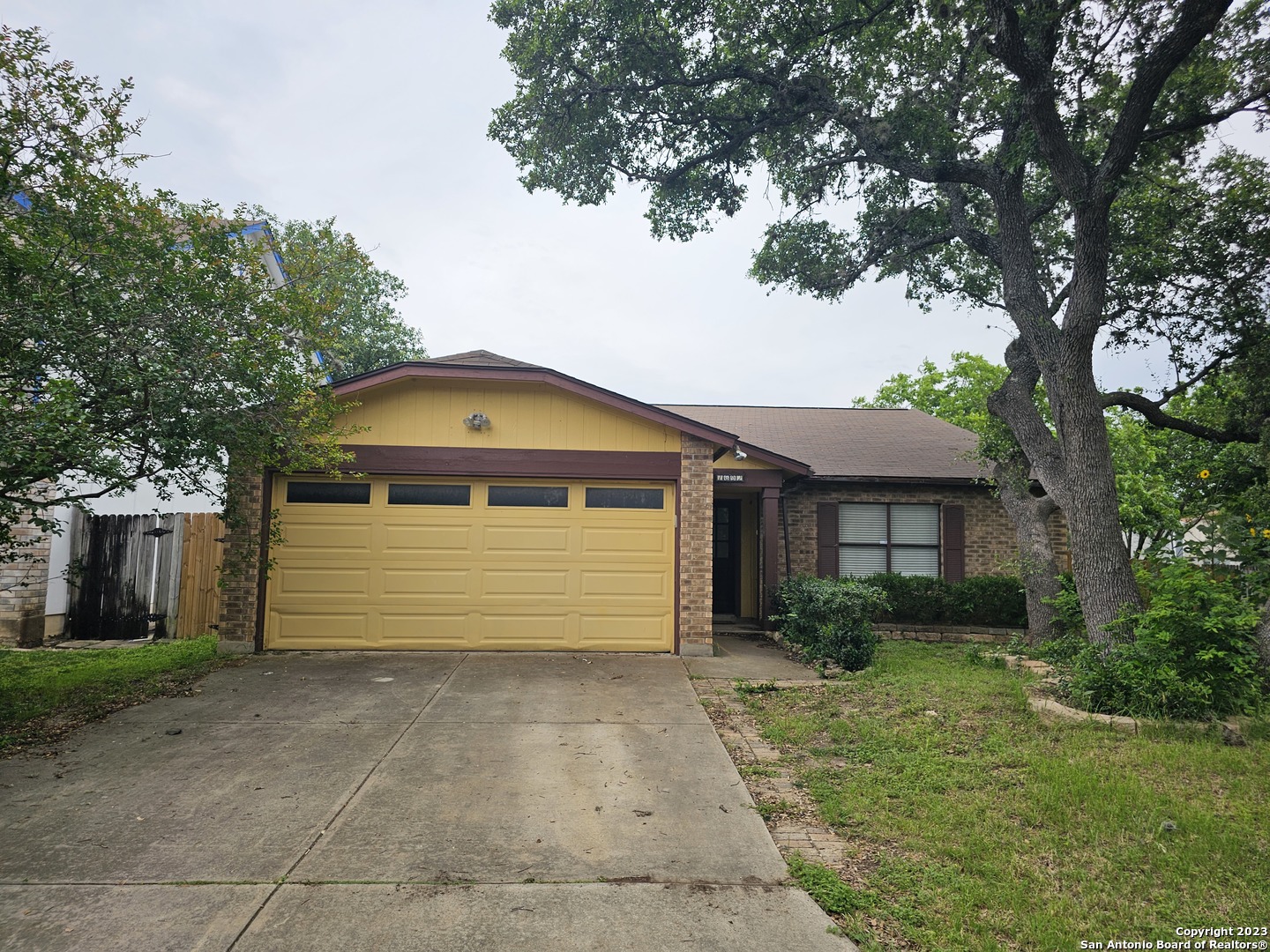 7692 Cascade Oak Drive San Antonio TX 78249