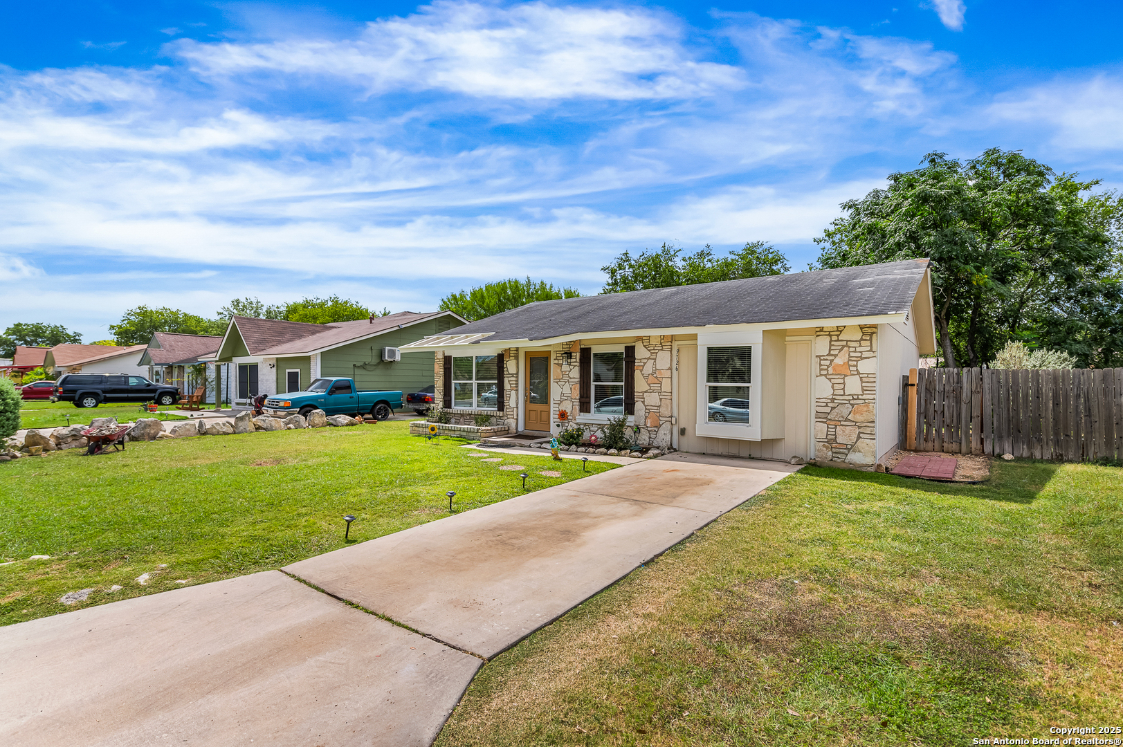 9726 Hidden Swan San Antonio TX 78250