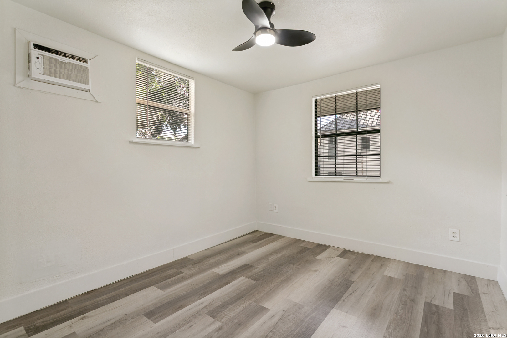 1121 Essex Street San Antonio TX 78210
