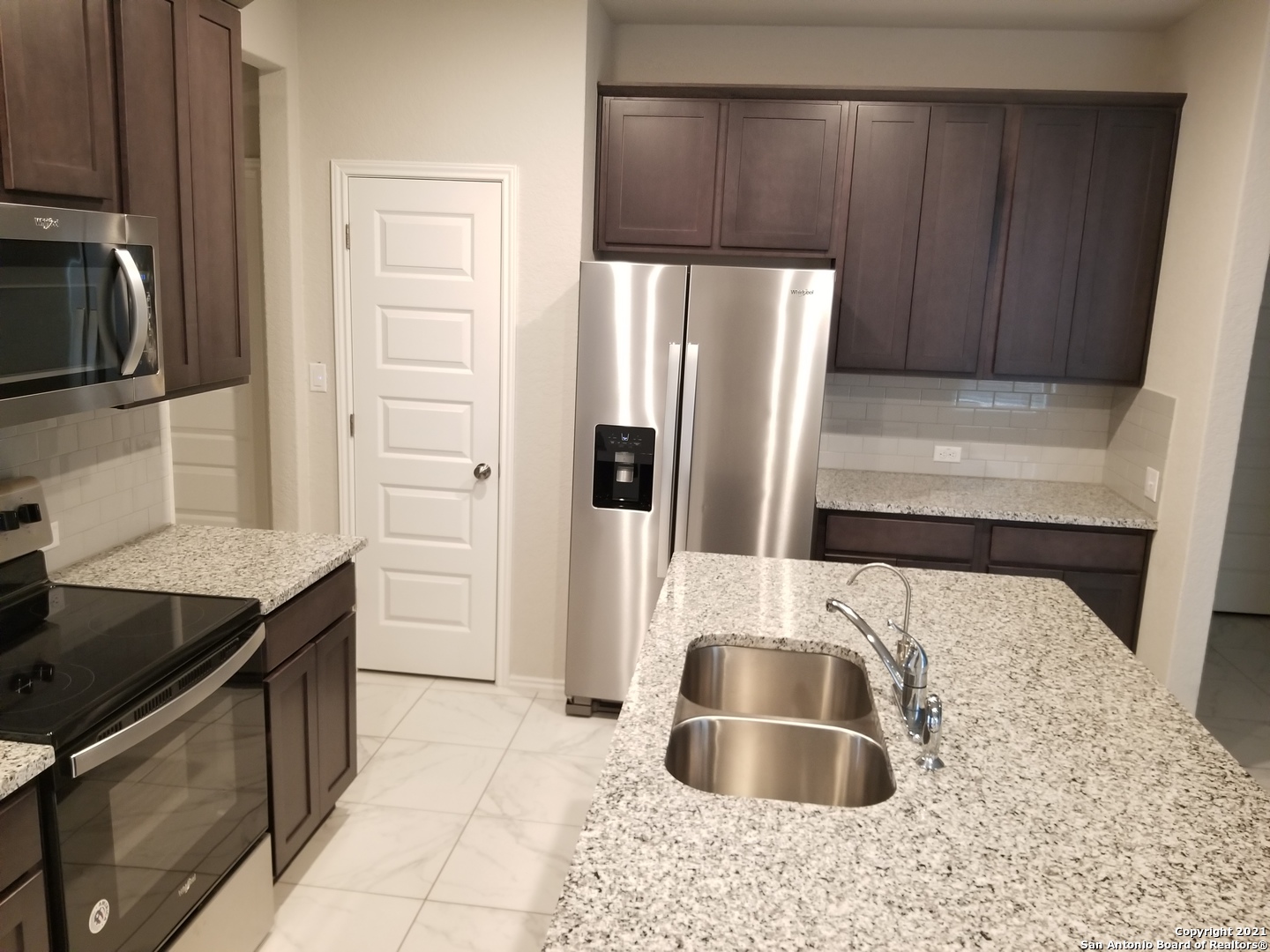 6123 Longhurst Way San Antonio TX 78218