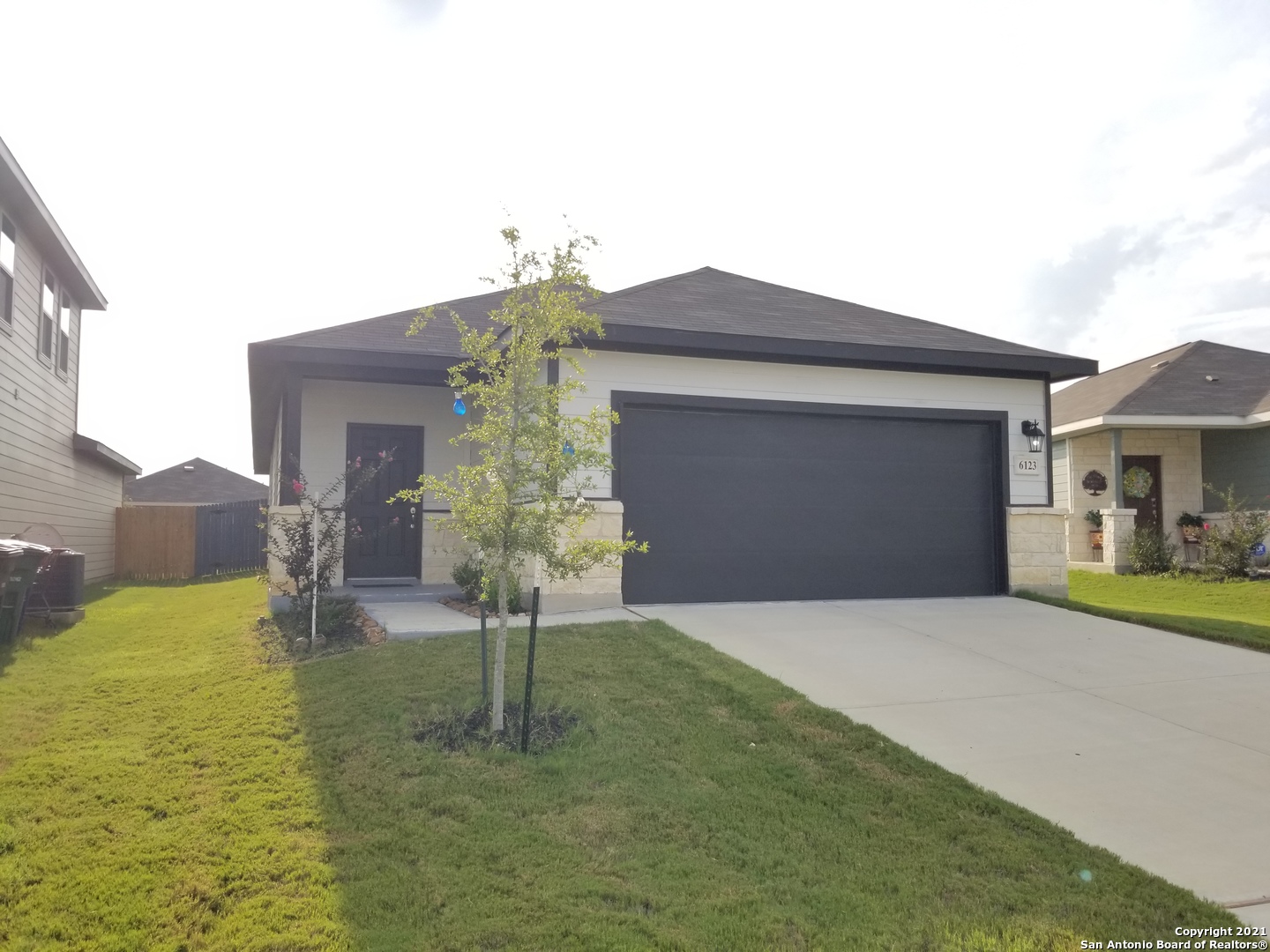 6123 Longhurst Way San Antonio TX 78218