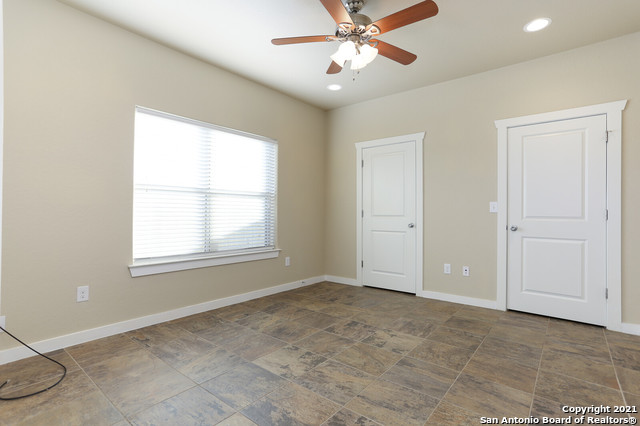 211 Circle Court Pleasanton TX 78064