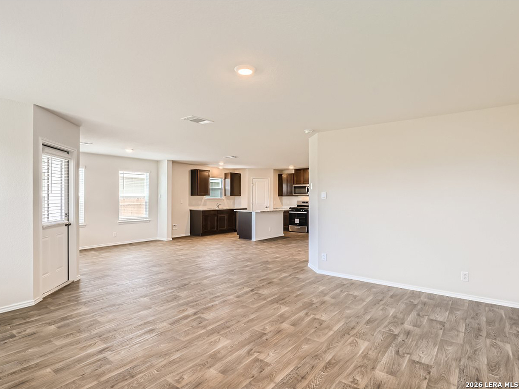 1154 Barn Swallow Way San Antonio TX 78253