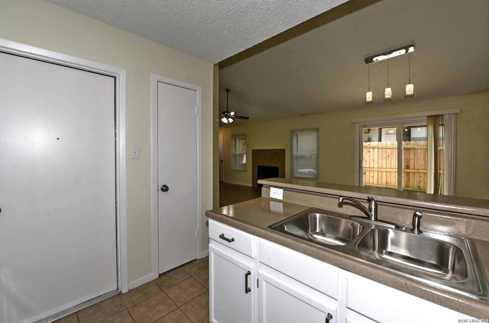 3412 Ridge Ash San Antonio TX 78247