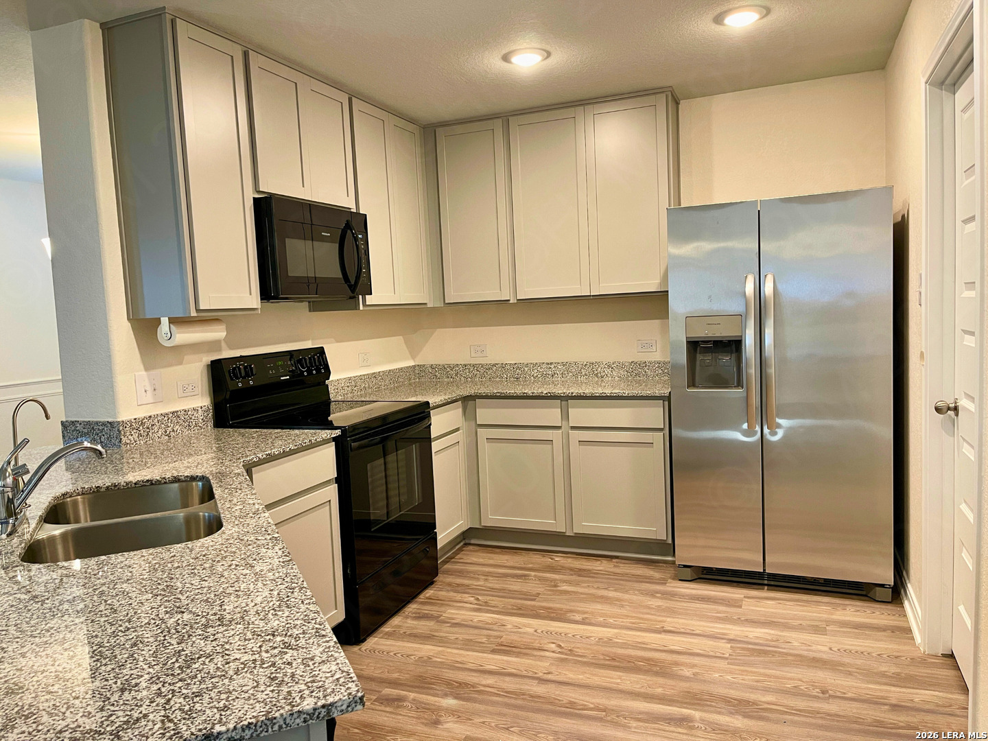 8563 Redhawk Loop San Antonio TX 78222