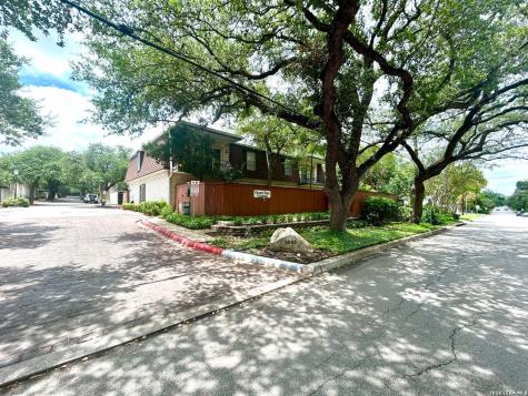 1045 Shook Avenue San Antonio TX 78212