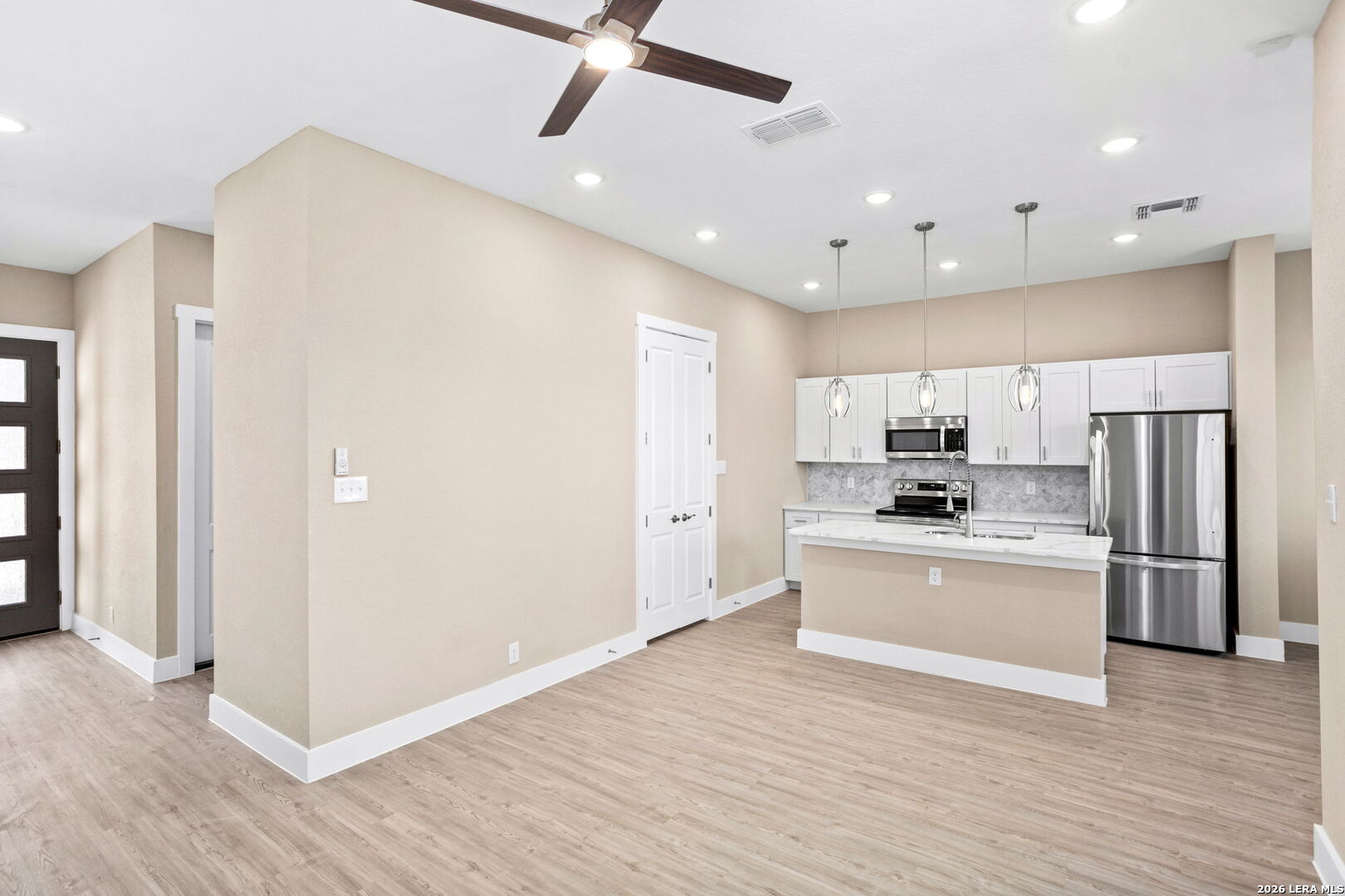 11831 Zarkava Way San Antonio TX 78230
