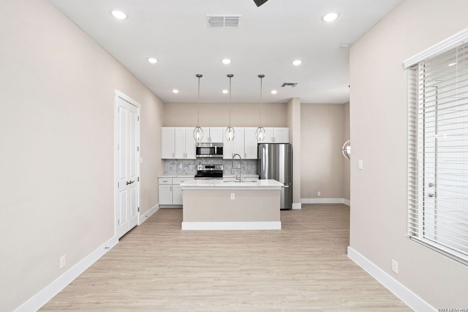 11831 Zarkava Way San Antonio TX 78230