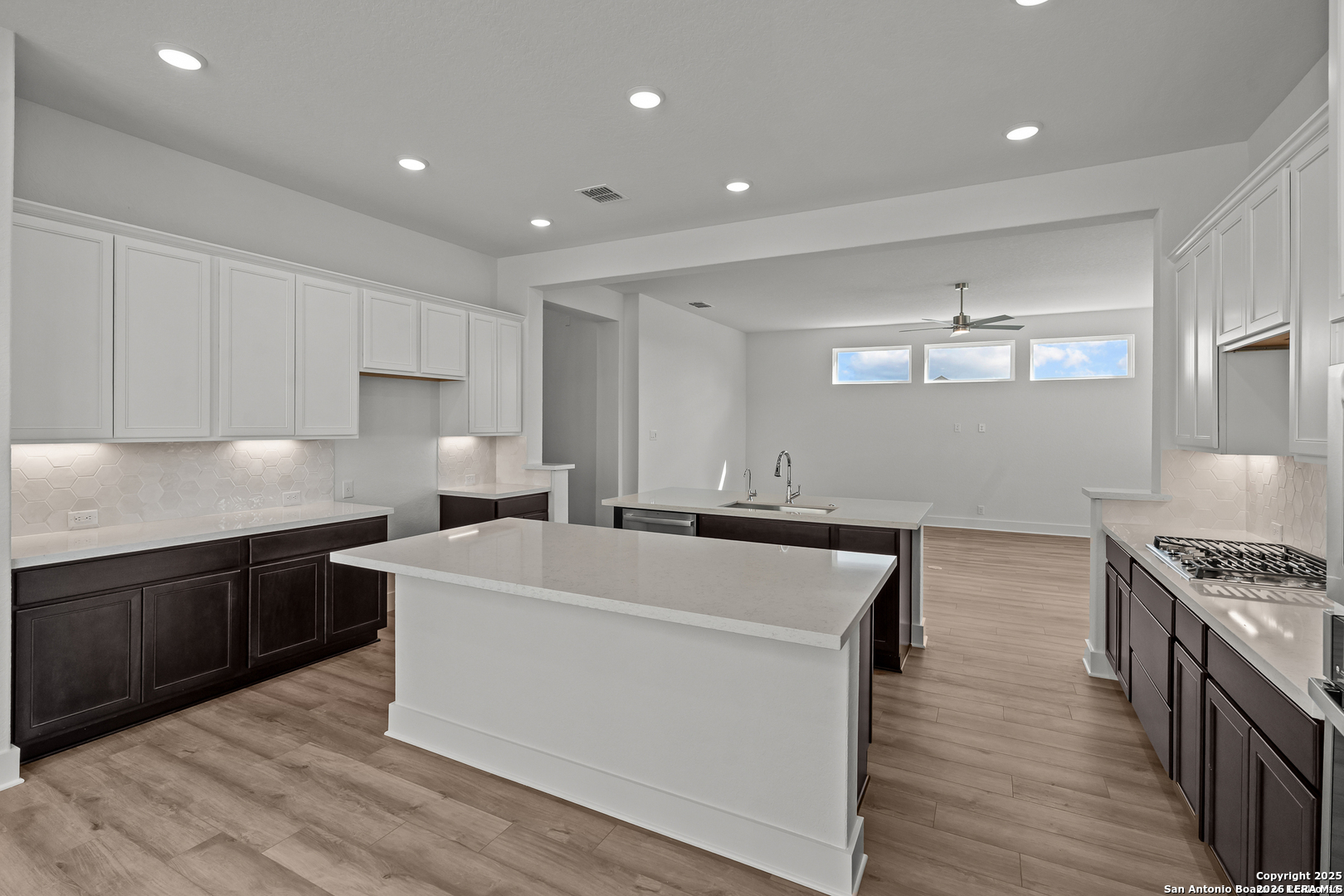 413 Hinsdale Run Cibolo TX 78108
