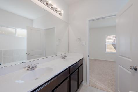 2926 Wentwood San Antonio TX 78245