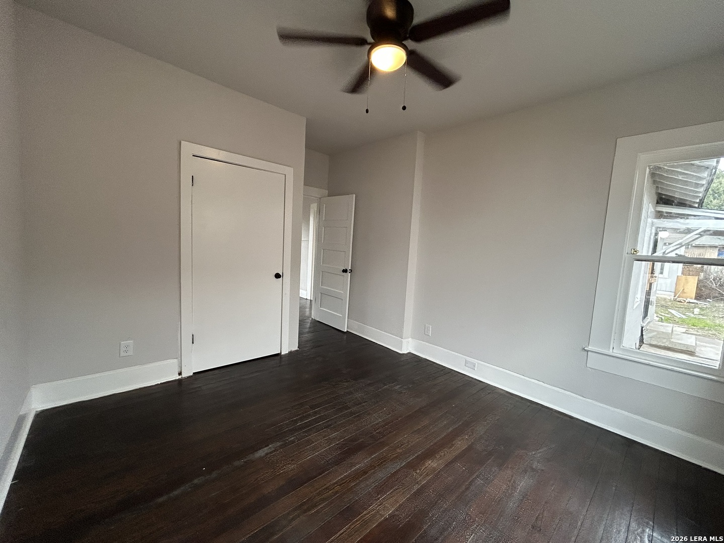 329 Hot Wells San Antonio TX 78223