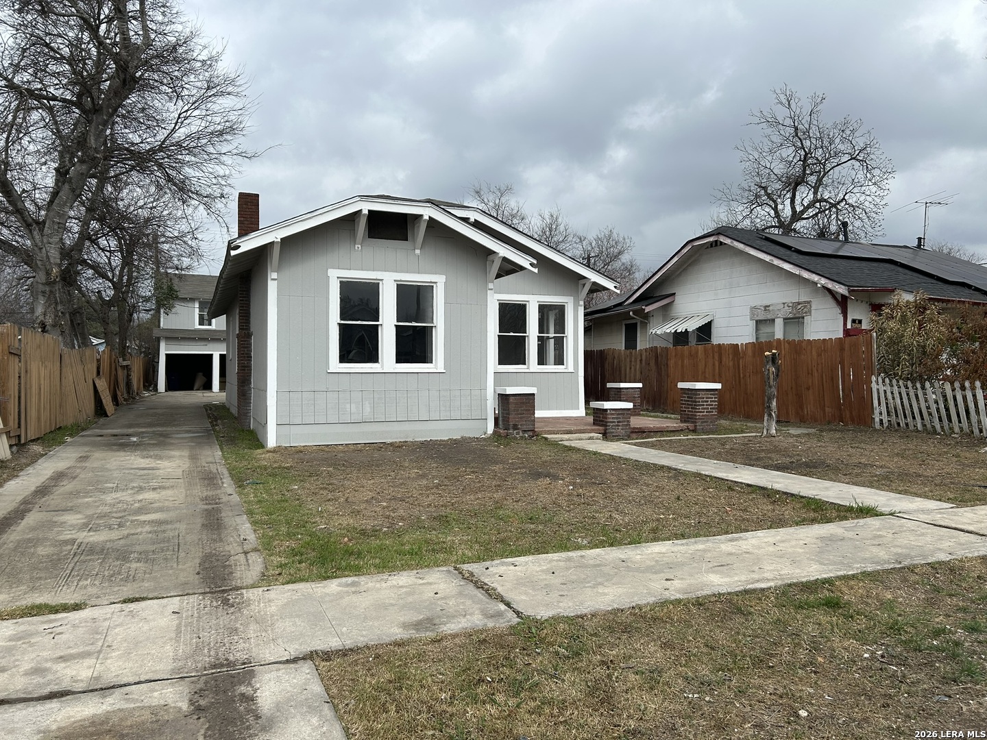 329 Hot Wells San Antonio TX 78223