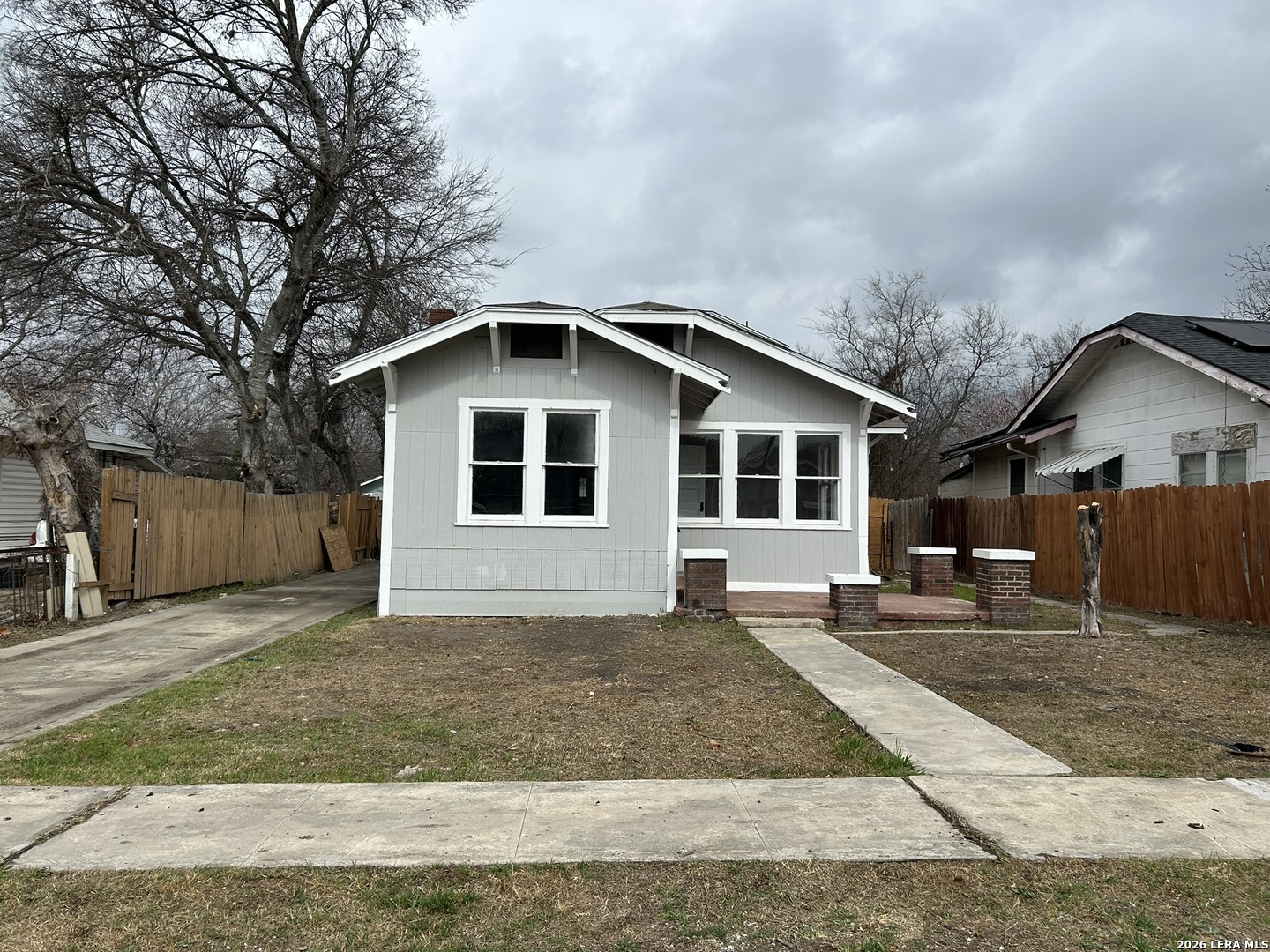 329 Hot Wells San Antonio TX 78223