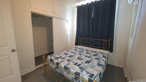 128 Saint Francis San Antonio TX 78204