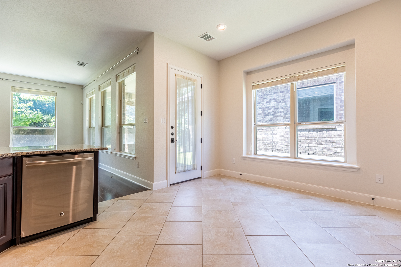 5041 Country Nest San Antonio TX 78253