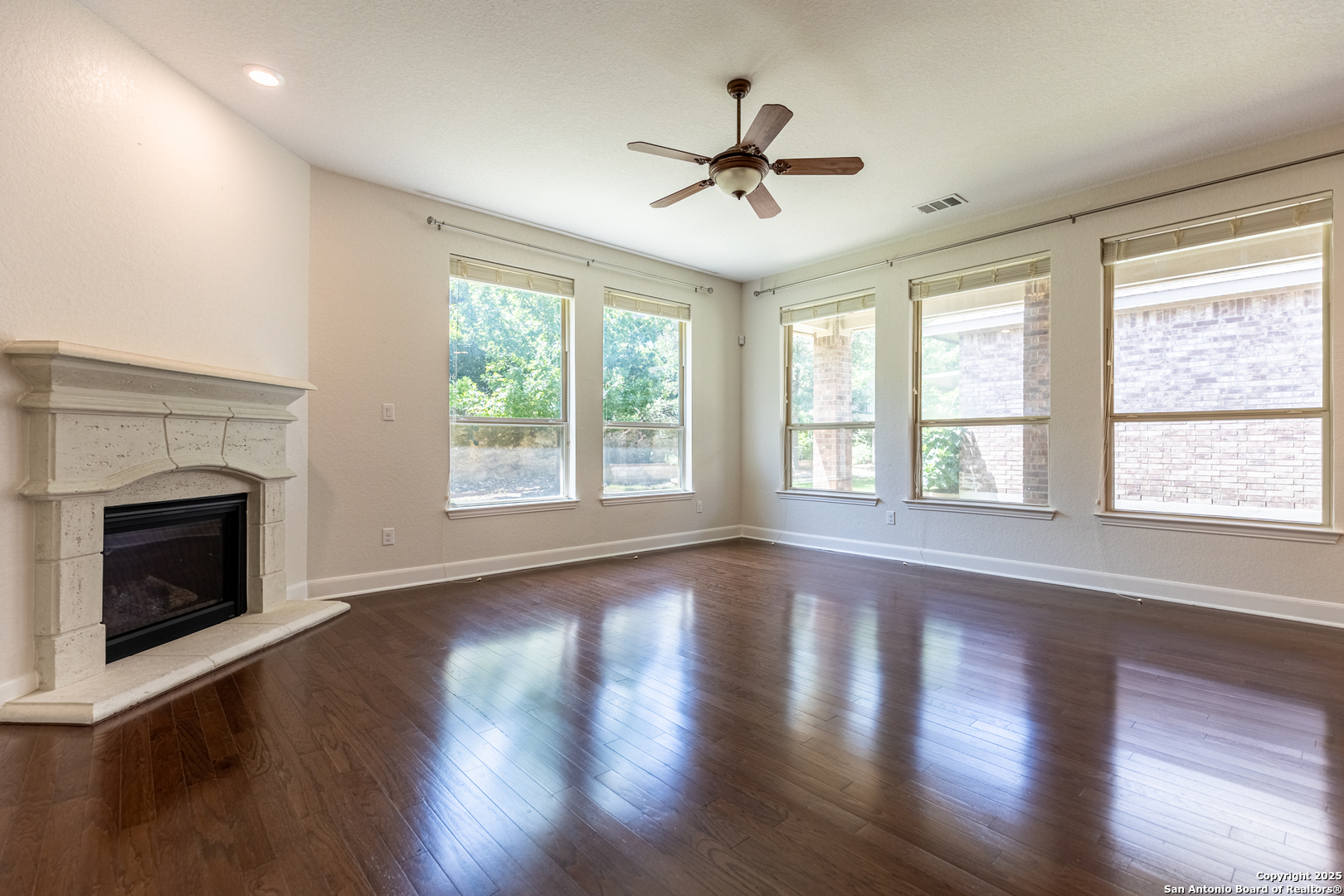 5041 Country Nest San Antonio TX 78253