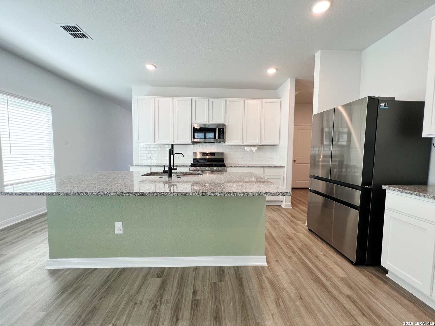 6614 Cibolo Springs Converse TX 78109