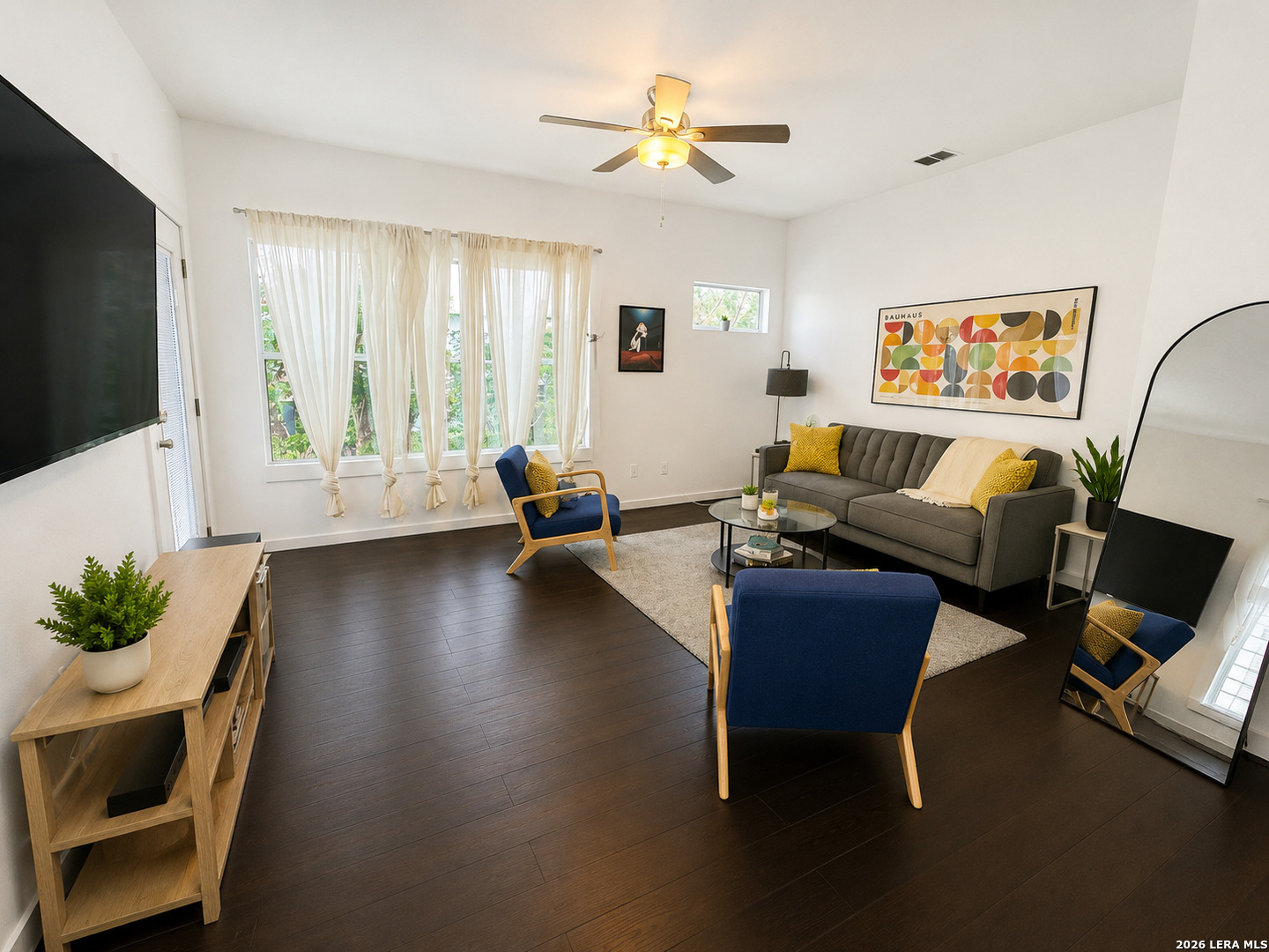 704 N Cherry Street San Antonio TX 78202