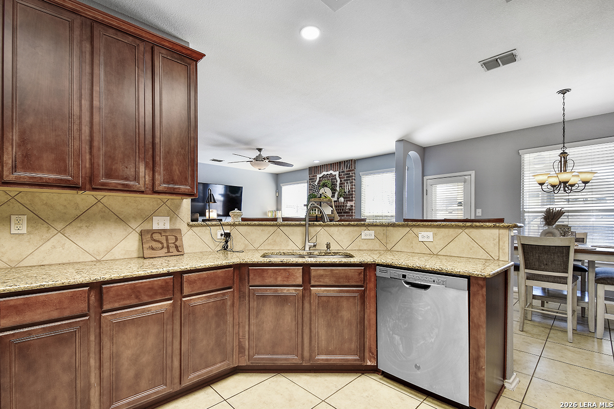 12306 Red Maple Way San Antonio TX 78253