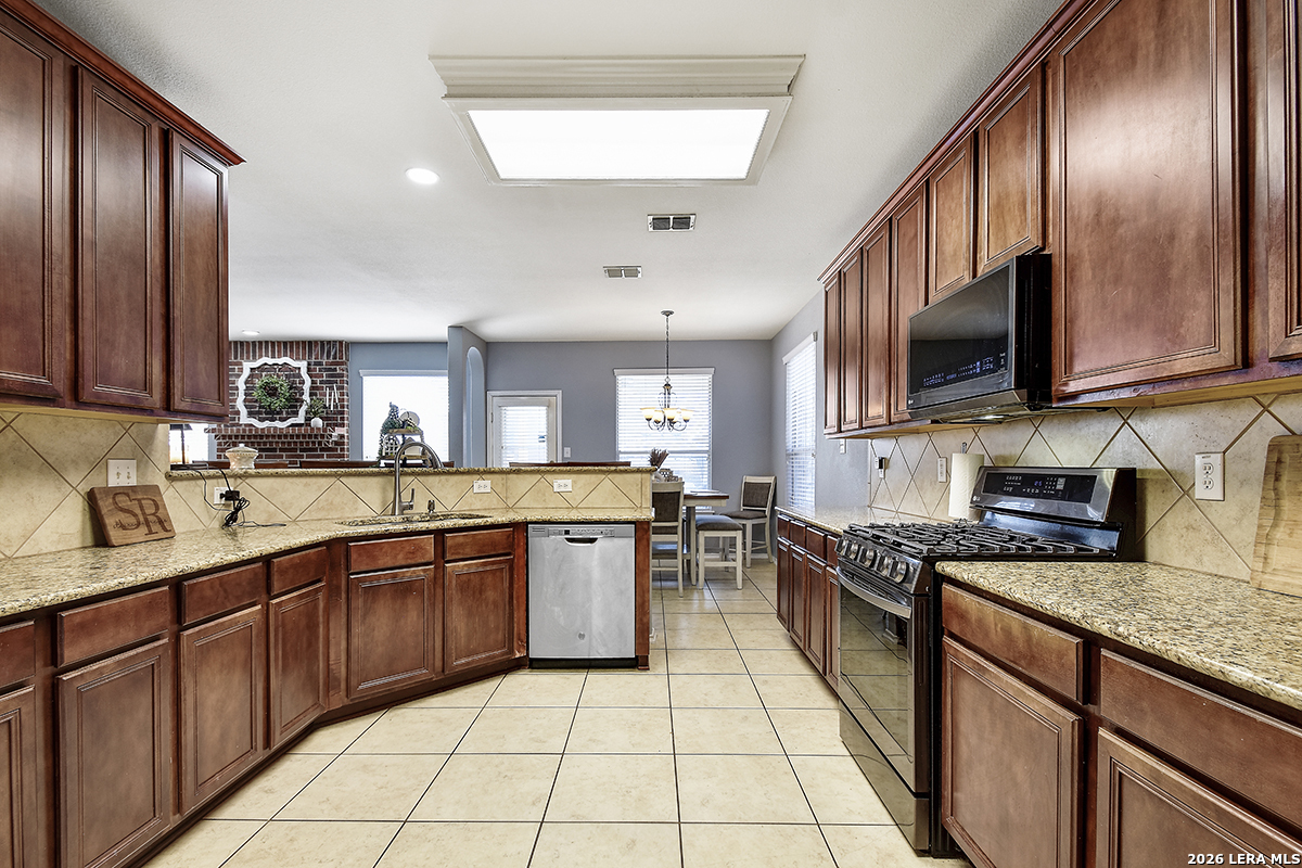 12306 Red Maple Way San Antonio TX 78253