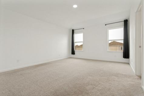 2943 Forsyth Canyon Converse TX 78109