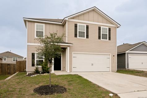 2943 Forsyth Canyon Converse TX 78109