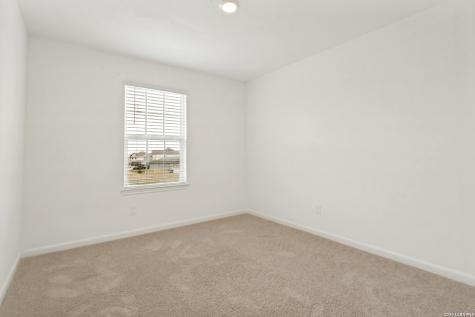 2943 Forsyth Canyon Converse TX 78109
