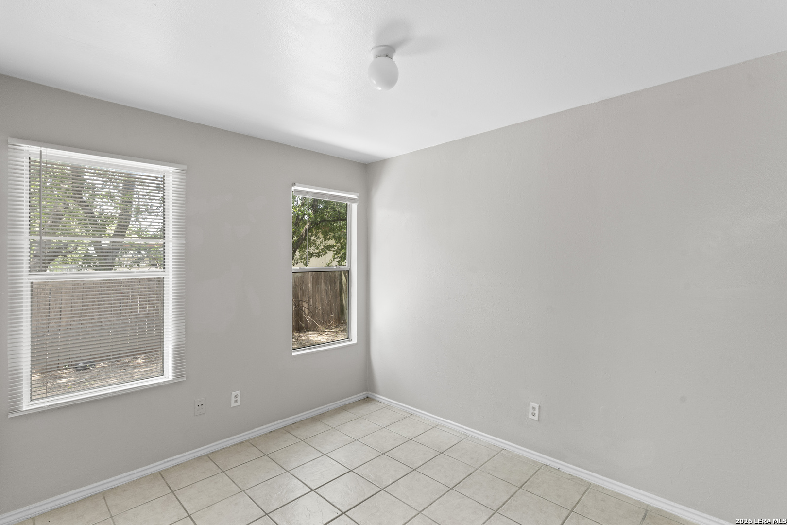 7575 Windsor Oaks San Antonio TX 78239