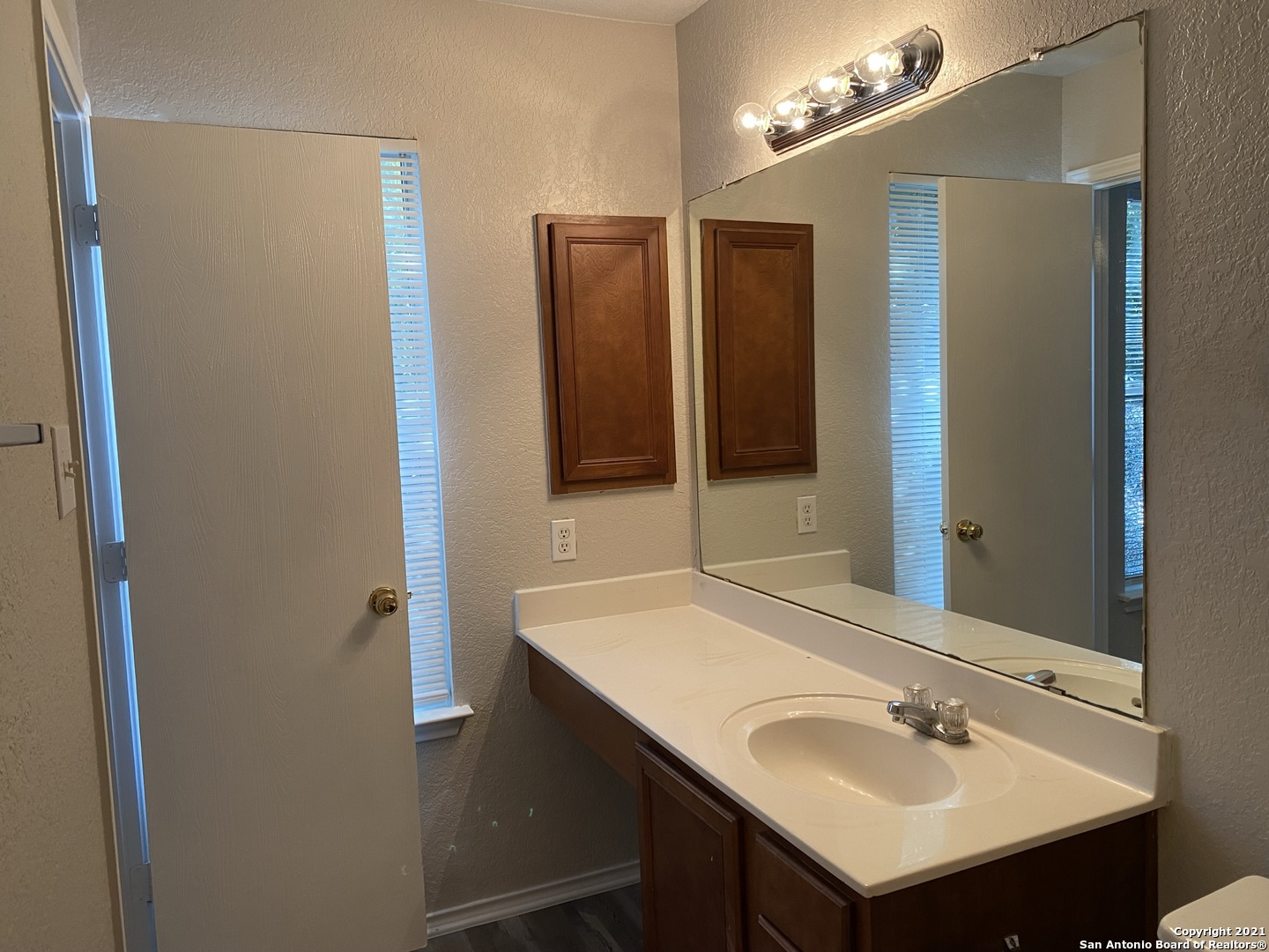 511 Mathis Meadows San Antonio TX 78251