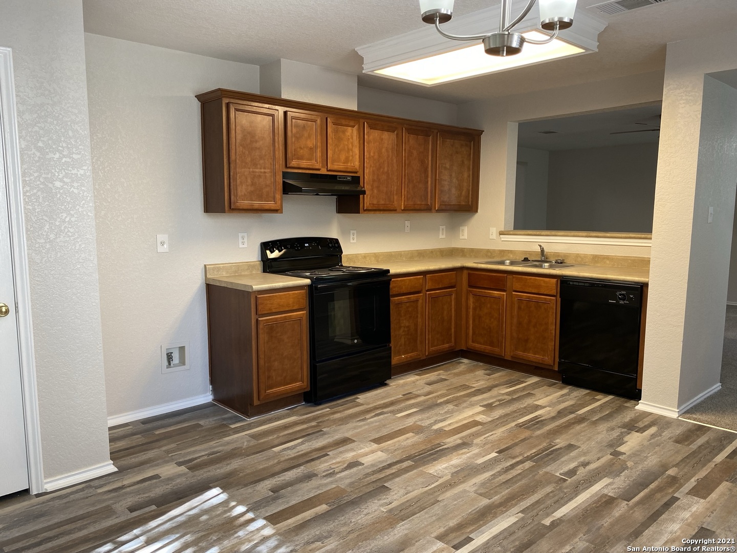 511 Mathis Meadows San Antonio TX 78251