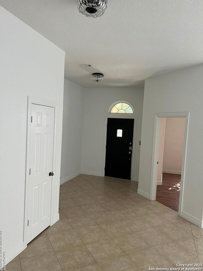 1818 Viljandi Moon San Antonio TX 78251