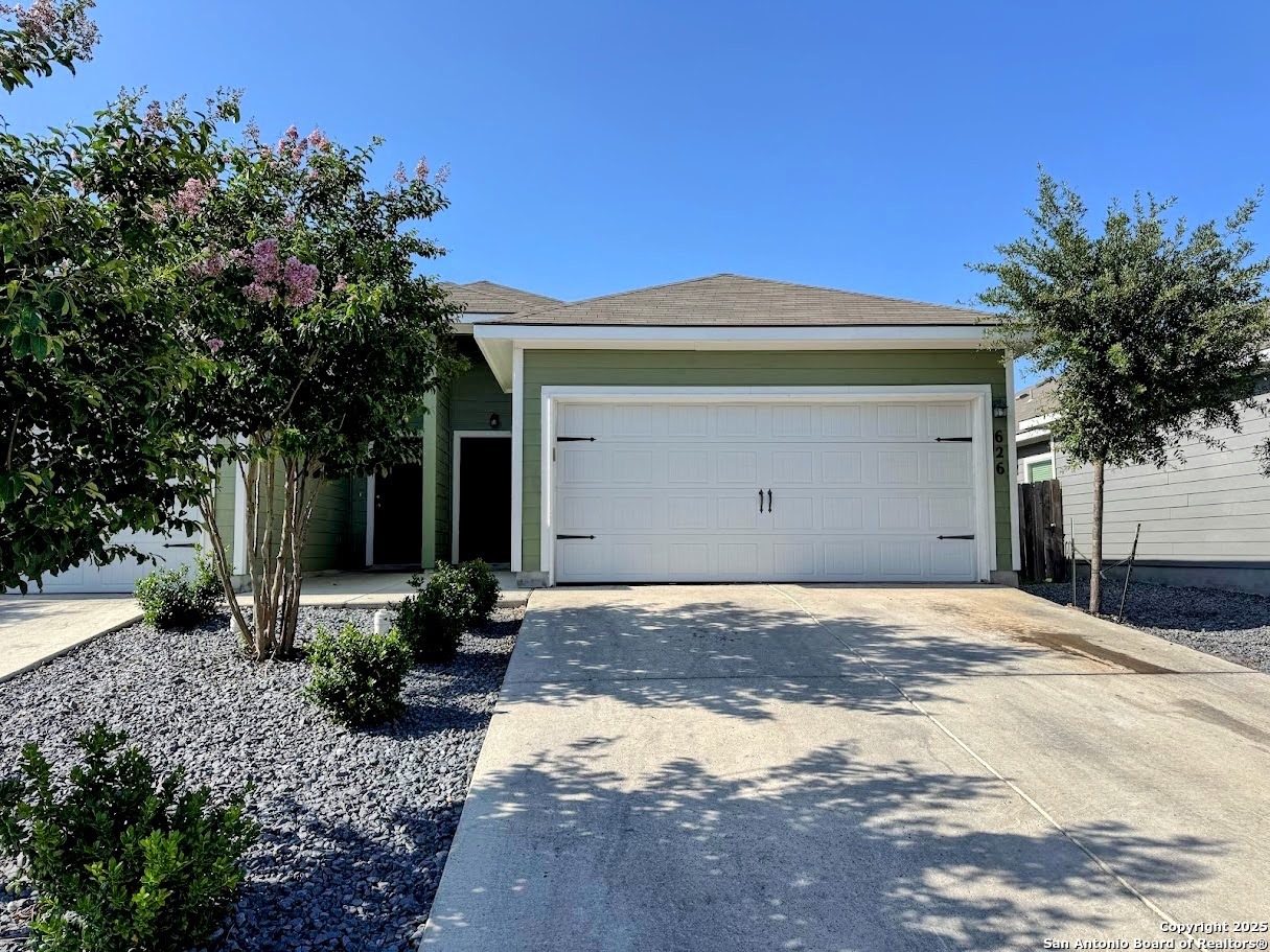 626 Heathers Way Seguin TX 78155