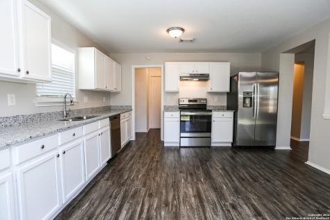 344 Scenic Meadow New Braunfels TX 78130