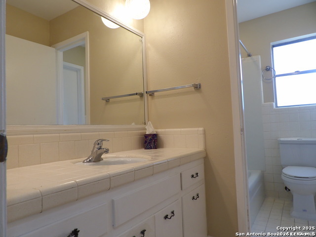 5637 Walzem Road Windcrest TX 78218