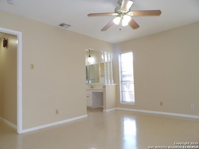 5637 Walzem Road Windcrest TX 78218