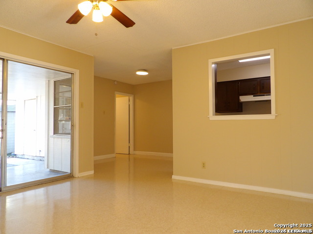 5637 Walzem Road Windcrest TX 78218