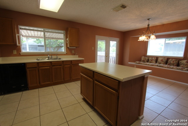 904 Abercorn Schertz TX 78154