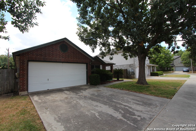 904 Abercorn Schertz TX 78154