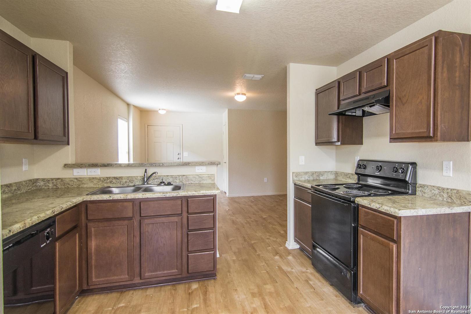 2242 Fishing Trail San Antonio TX 78224