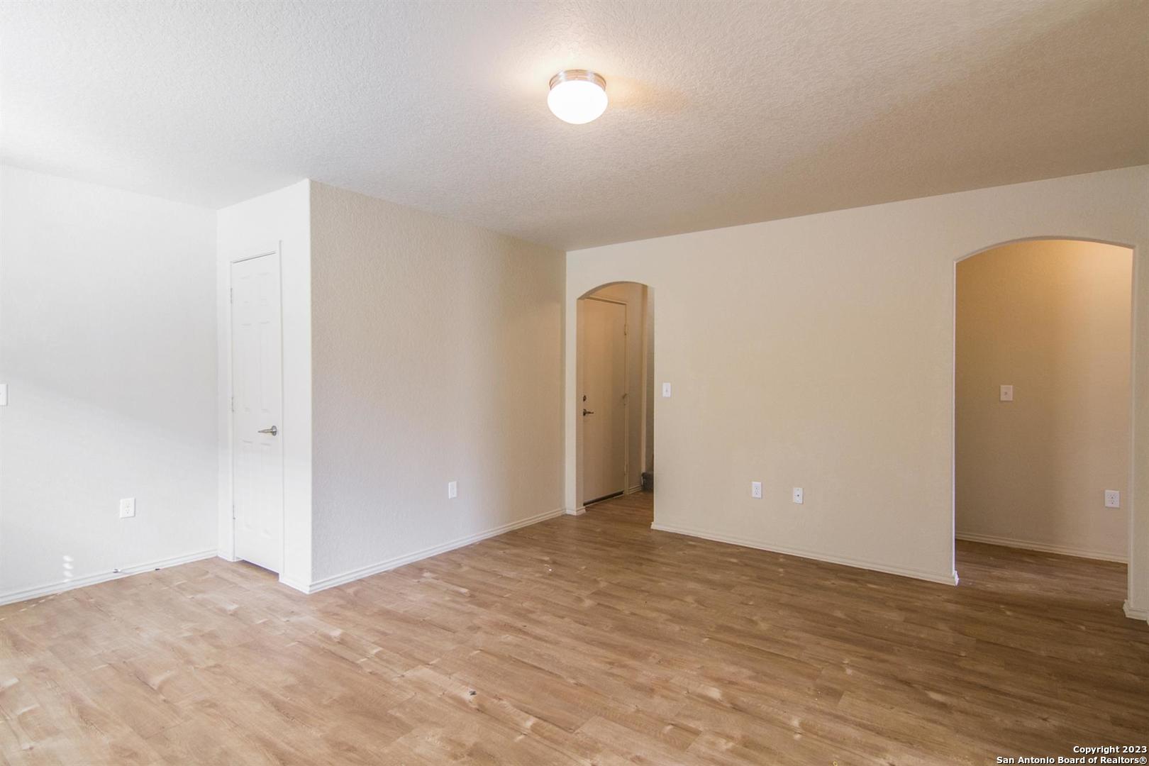 2242 Fishing Trail San Antonio TX 78224