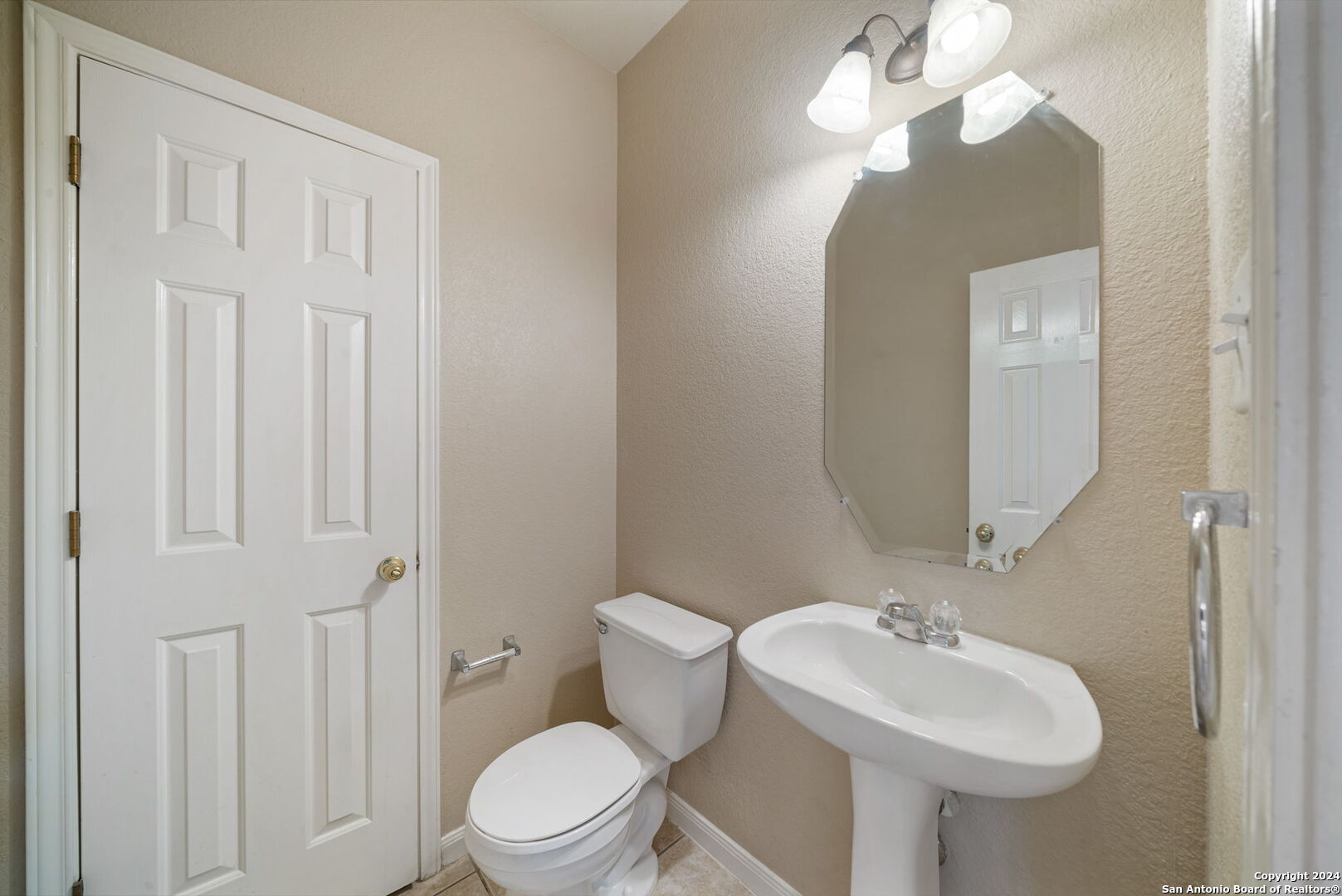 25811 Copperas Lane San Antonio TX 78260