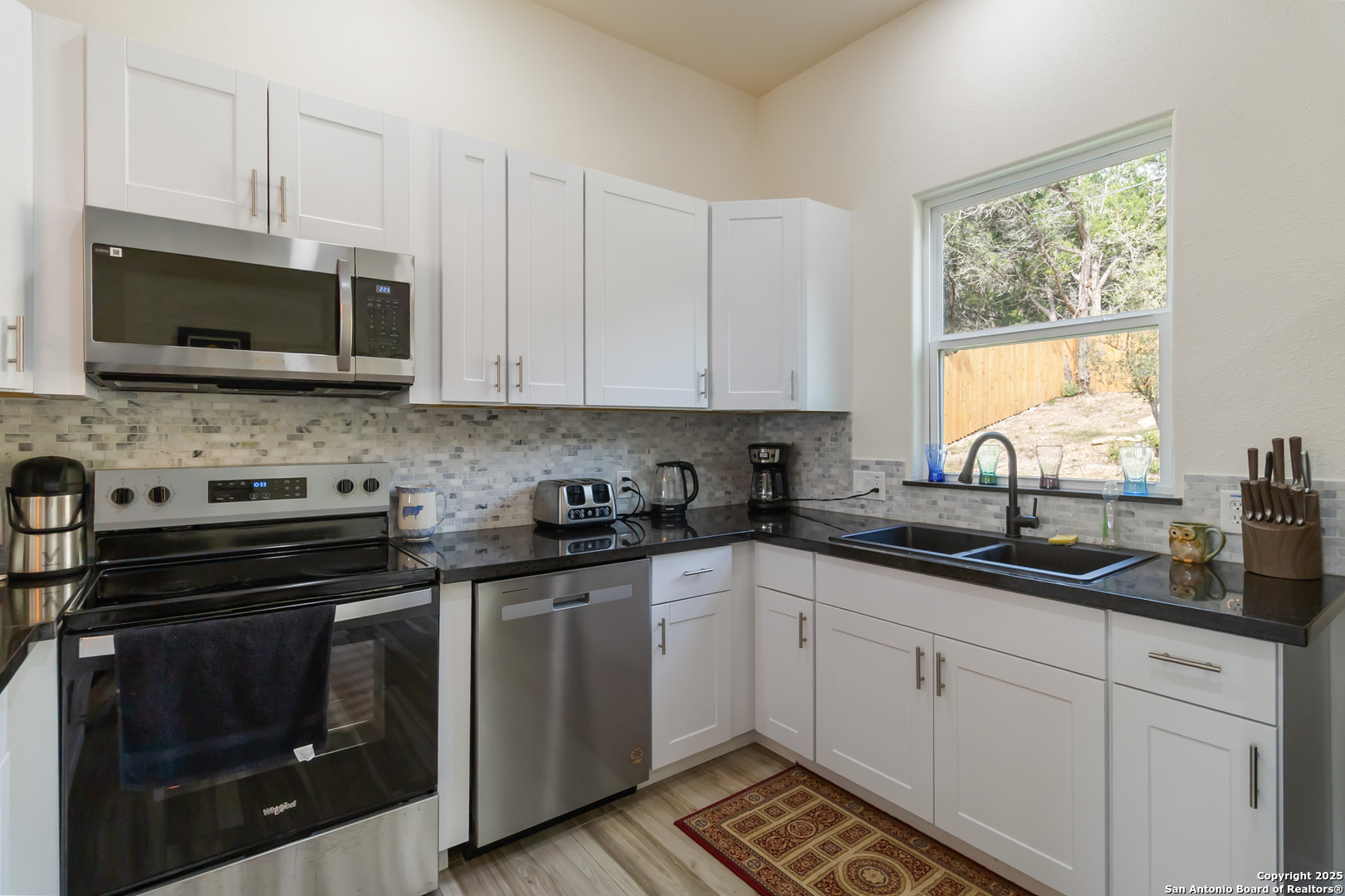 567 Hummingbird Canyon Lake TX 78133