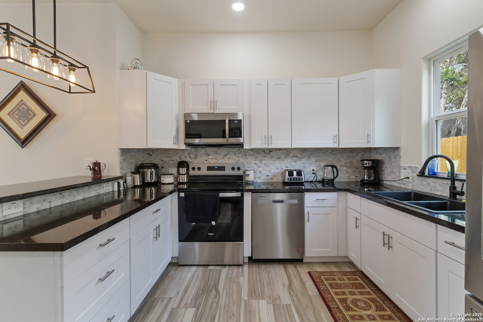567 Hummingbird Canyon Lake TX 78133