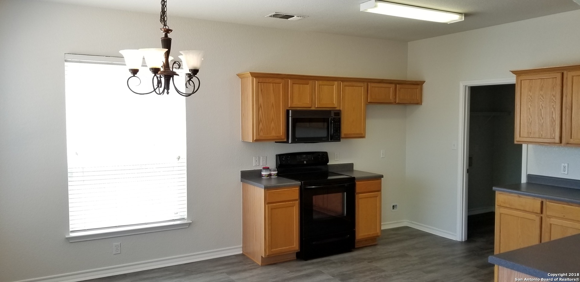 806 Thomas Ridge San Antonio TX 78251