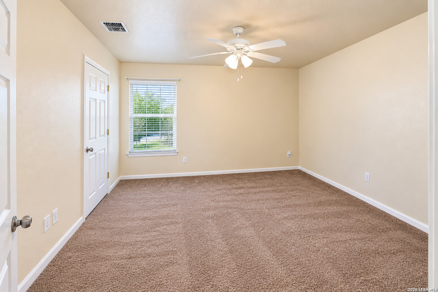 431 4th Street Floresville TX 78114