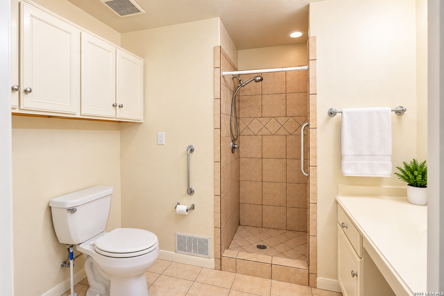 431 4th Street Floresville TX 78114