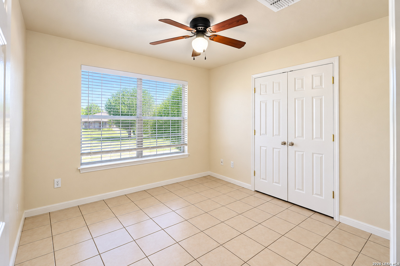 431 4th Street Floresville TX 78114