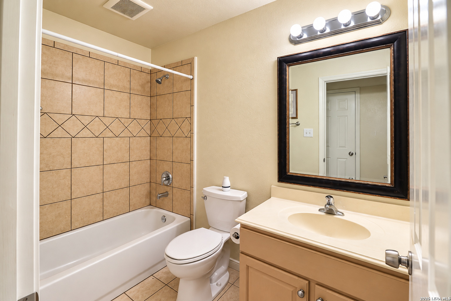 431 4th Street Floresville TX 78114