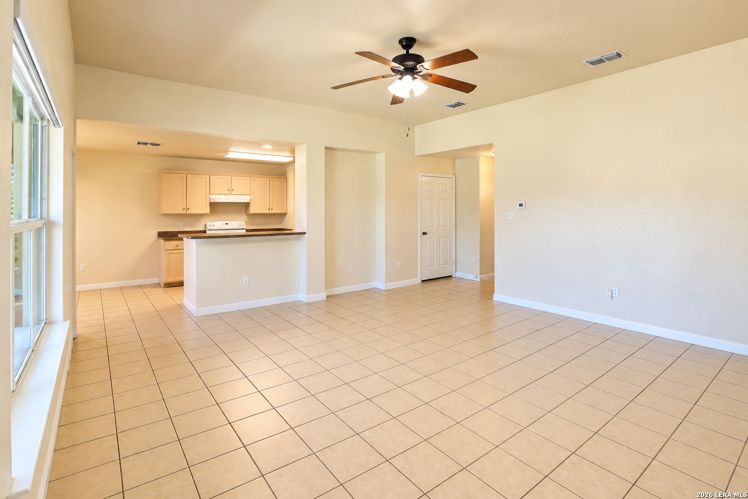 431 4th Street Floresville TX 78114