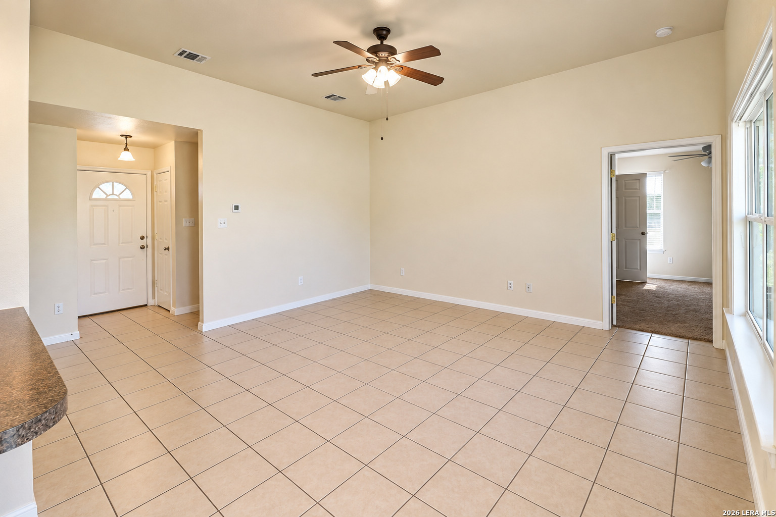 431 4th Street Floresville TX 78114
